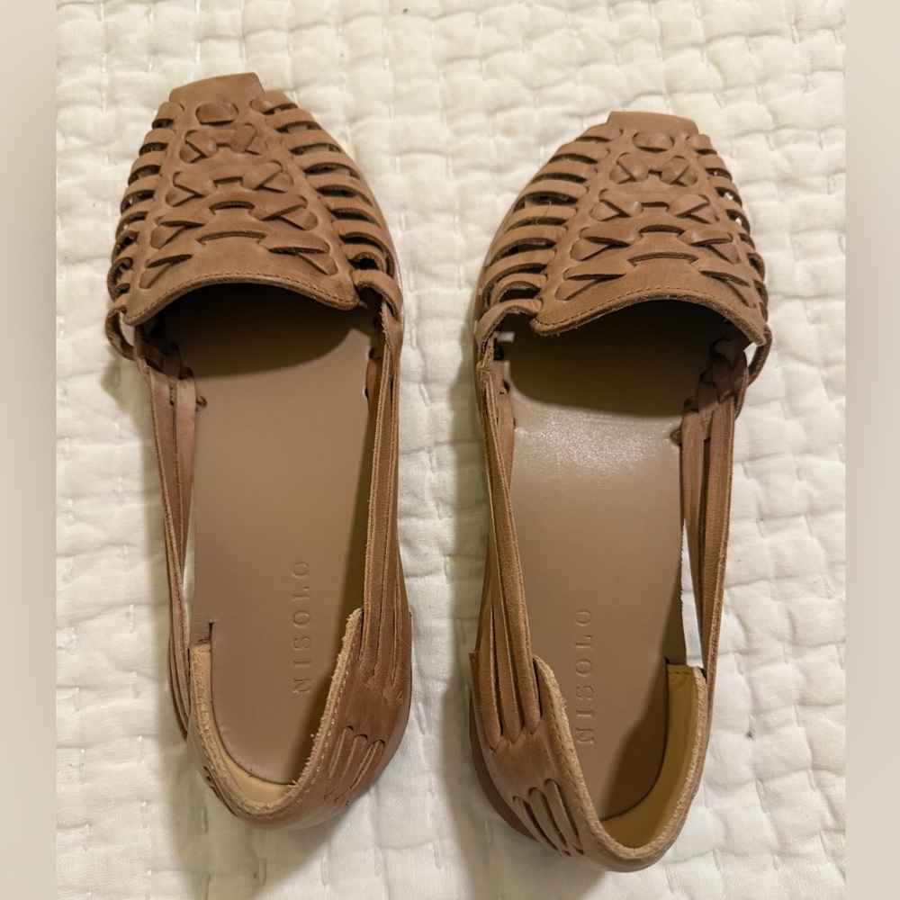 Nisolo Women's Huarache sandal, Almond, 6.5